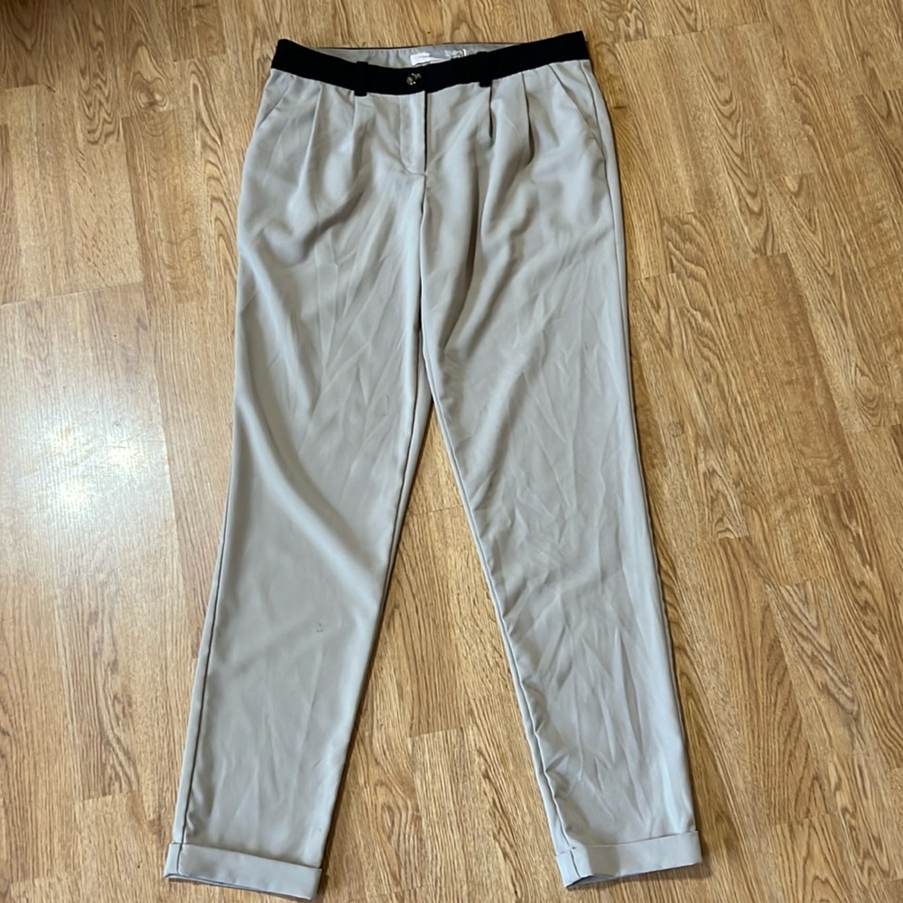 Forever 21 pant size small